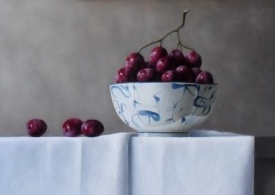 Grapes with Porcelain